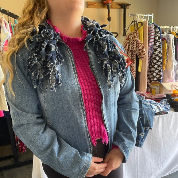 NWT Upcycled denim jean jacket with jean fringe Rustic denim western funky - Picture 5 of 12